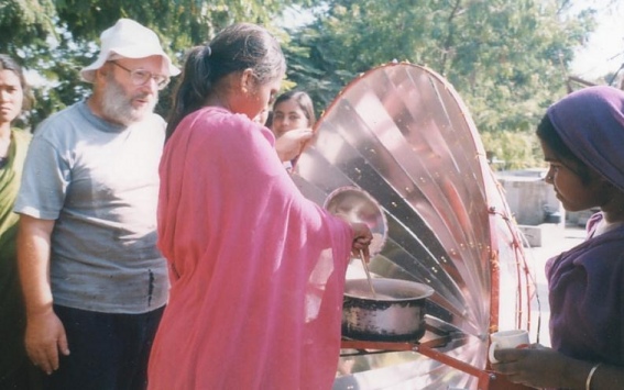 {short description of image}